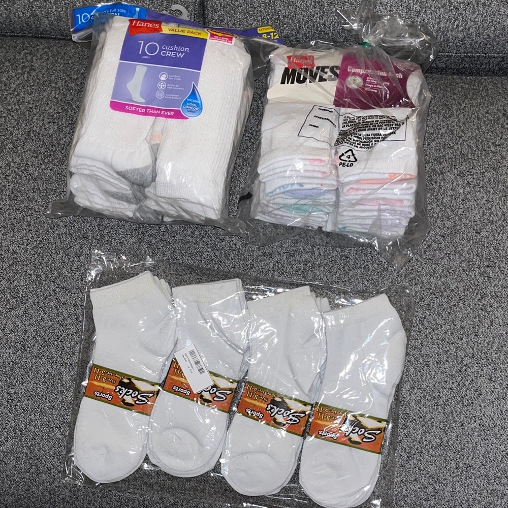 WHITE SOCKS (Various Brands)